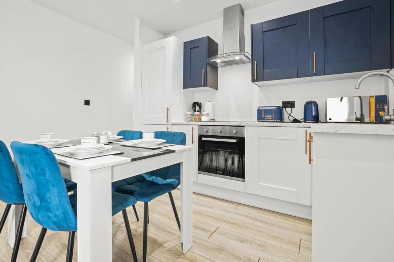 Contractors Families Free Parking Centre Apartment