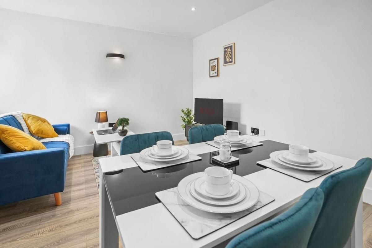 Contractors Families Free Parking Centre Apartment *